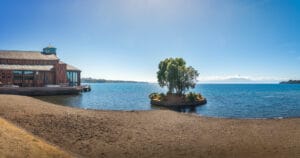 Playa Frutillar in Región de Los Lagos, Chile