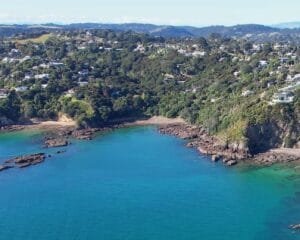 Hekerua Bay Beach in Waiheke Island, Auckland