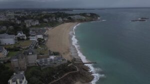 Plage de Saint-Énogat in Ille-et-Vilaine, Brittany